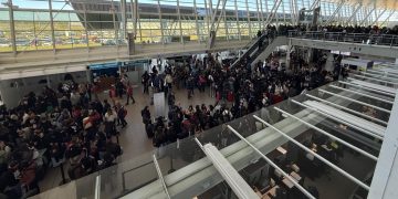 Más de 3.000 jóvenes despegarán desde Punta del Este en una operativa récord rumbo a Bariloche