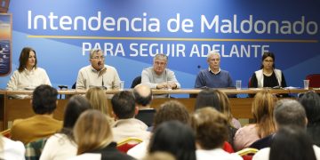 Primaria e Intendencia coordinan acciones para prevenir consumo de drogas en escuelas del departamento