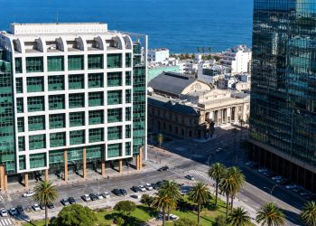 Cómo fue la reunión del presidente con cuatro periodistas en la Torre Ejecutiva