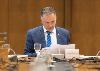 JUTEP analizará mañana la compra de la camioneta de Yamandú Orsi