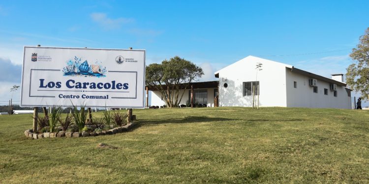 Los Caracoles ya tiene su corazón comunitario: inauguraron el nuevo Centro Comunal del barrio