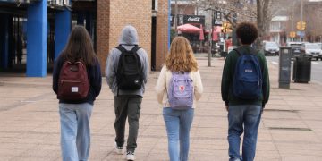 Becas Terciarias 2026: Maldonado confirmó las renovaciones y habilitó el cobro para cientos de estudiantes
