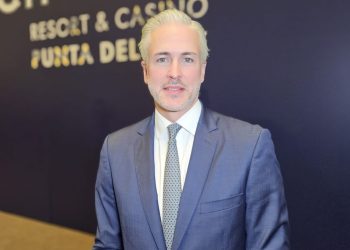Cipriani destaca la formación de personal local y proyecta la creación de 1.200 empleos en Punta del Este