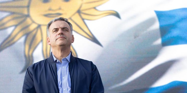 “Demasiado espontáneo” y “la austeridad de gobernantes frenteamplistas”: referentes de Orsi cuestionan su accionar en la polémica de la camioneta