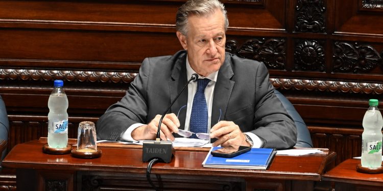 Gabriel Gurméndez comparte propuesta de mejora de competitividad y plantea que ANCAP deje de producir portland