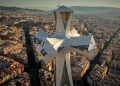 La Sagrada Familia toca el cielo: el papa León XIV bendice la Torre de Jesucristo y convierte al templo en el más alto del mundo