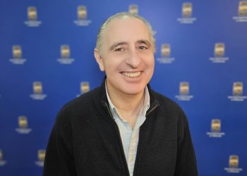 Eduardo Elinger destacó la “política de Estado” que representan los centros comunales