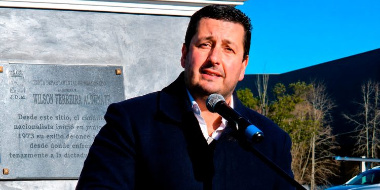 Echeverría: Wilson Ferreira Aldunate sería “implacable” con el actual gobierno