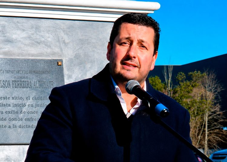 Echeverría: Wilson Ferreira Aldunate sería “implacable” con el actual gobierno