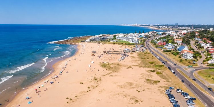 ¿Quién eligió los nombres de las playas Montoya y Bikini? Argentina asegura que fueron Adolfo Cambiaso padre y “El Tano” Pugliese