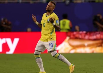 Luego de casi tres años, Neymar volvió a jugar por Brasil