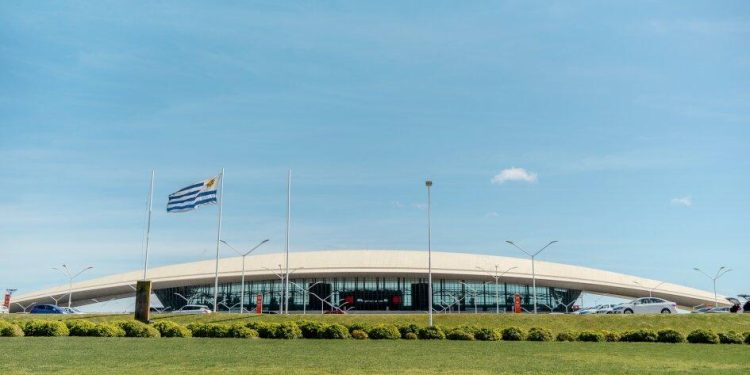 Viáticos de viajes oficiales en la mira: algunas cifras gastadas en el último mes