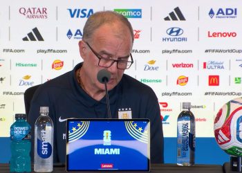 Bielsa fue autocrítico tras el debut celeste: «No conseguimos la versión de la que somos capaces»