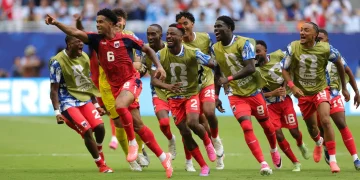 Uruguay vuelve a quedar contra las cuerdas: Cabo Verde sorprende con un golazo y lidera en Miami