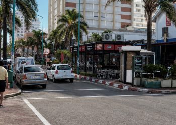 Comerciantes de Gorlero fueron notificados para retirar sus decks, ampliaciones y Kioscos de la vereda ante inminente transformación de la avenida