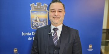 Pablo Chalar planteó preocupación de vecinos por prostitución callejera