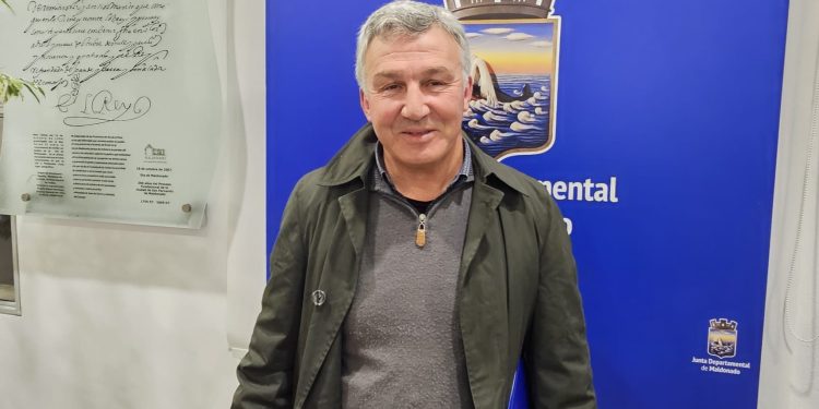 Aeroclub presentó proyecto para Aeropuerto de El Jagüel a ediles blancos
