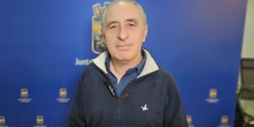 Eduardo Elinger denunció que la “burocracia” está “violentando los derechos humanos”