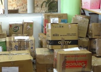 Comunidad venezolana y vecinos de Maldonado reciben donaciones y coordinan un envío de ayuda humanitaria