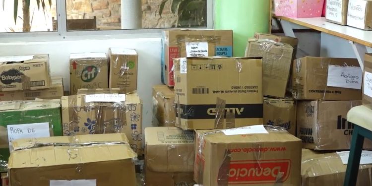 Comunidad venezolana y vecinos de Maldonado reciben donaciones y coordinan un envío de ayuda humanitaria