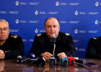 Desarticulan parte del arsenal de la banda rural: Policía incautó 26 armas de fuego, más de 400 municiones y dos vehículos