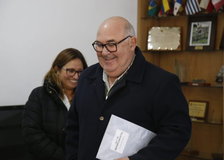 Abella elevó a la junta la modificación presupuestal con una verdadera descentralización, con inversiones y obras en todo el departamento, atendiendo necesidades de la gente