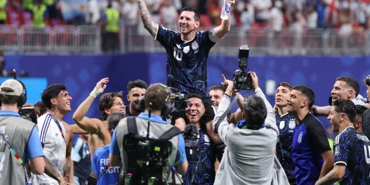 Javier Milei utilizó triunfo argentino para defender a Messi, criticar a los K y reclamar por Malvinas