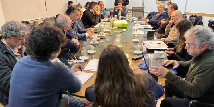 Administración Abella proyecta invertir US$ 25 millones en vivienda y prioriza la compra de tierras
