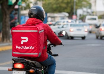 Repartidores cuestionan nuevo decreto sobre delivery y reclaman actualizar la normativa vigente