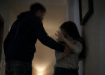 Agredió a su pareja, amenazó en Fiscalía y fue condenado a 10 meses de prisión