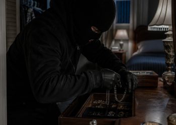 Robaron joyas por casi US$ 9.000 en Pedragosa Sierra y un hombre fue enviado a prisión preventiva