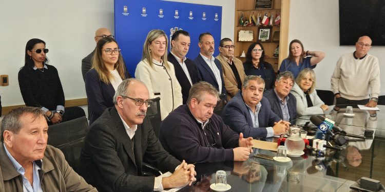 Rodrigo Blás impulsa amnistía tributaria, boleto gratuito para mayores de 70 y más apoyo a hogares monoparentales