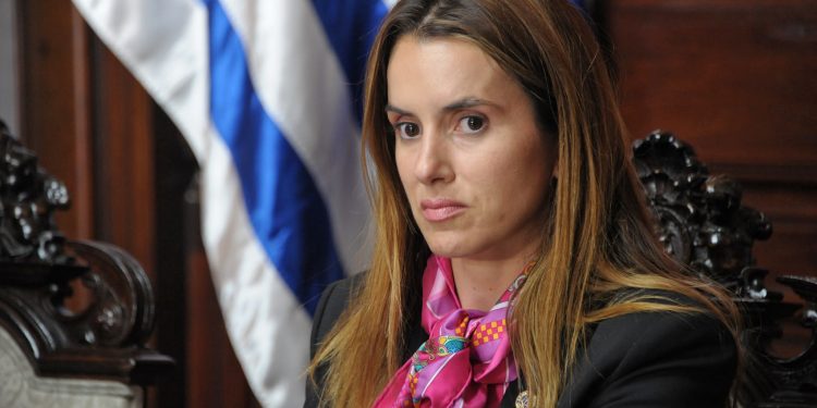 Polémica: Carolina Ache omitió un chat clave con Guillermo Maciel durante la investigación por Marset