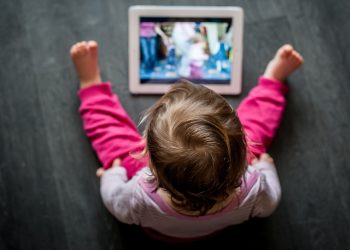 Convocan a charlas sobre “Adolescencias y pantallas” en Maldonado