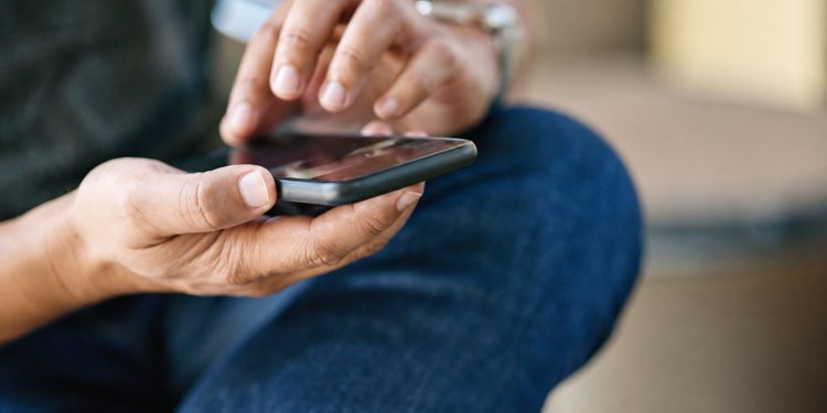 MTOP advierte sobre estafas por SMS que simulan multas y deudas de patente