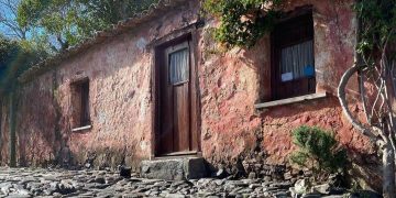 Una joya de 1720 en la Calle de los Suspiros sale a la venta por US$ 665.000