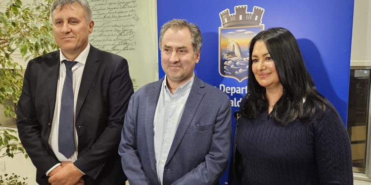 Luis Artola impulsó reconocimiento a funcionarios de la Dirección Nacional de Identificación Civil