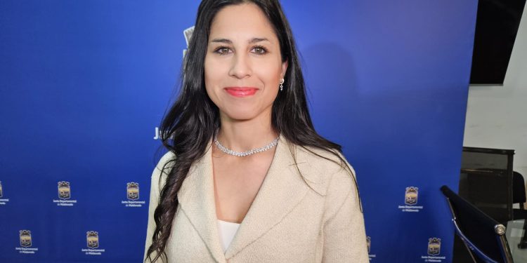 María José Bovio propuso homenaje a Virginia Ferretti por premio a mujeres afrodescendientes