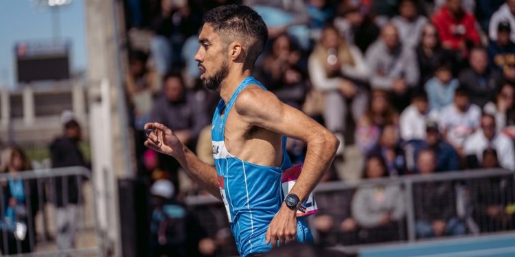 Valentín Soca ganó la medalla de oro en los 1500 metros y clasificó a Lima 2027