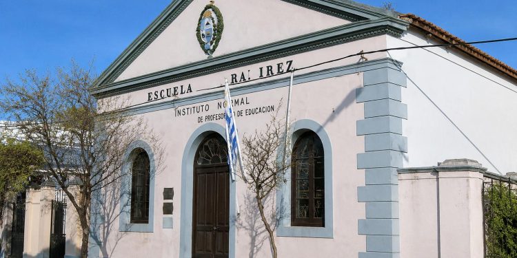 El Instituto de Formación Docente de Maldonado está de luto tras la muerte de la joven estudiante Abril Núñez Pedroso