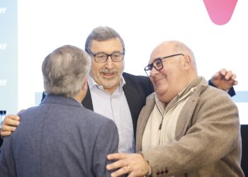 Somos Uruguay: Abella destacó el desafío de adaptar la salud y las empresas al avance de la tecnología