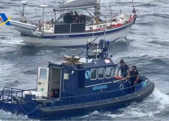Uruguayo detenido en España tras incautación de 2.500 kilos de cocaína en un velero