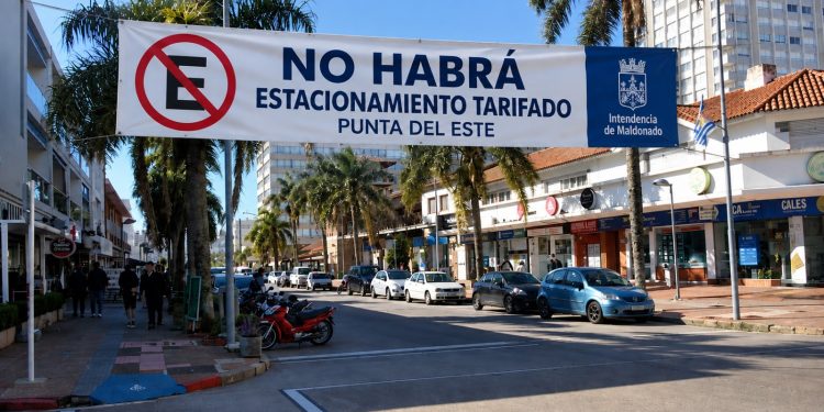 Estacionamiento tarifado no alcanzará a Punta del Este