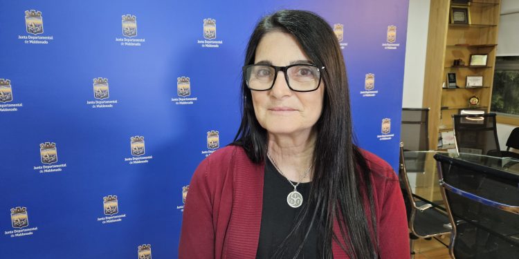 “Desde que Fernando Pereira asumió, nos hemos ordenado más”, dijo la edila Adriana Costa