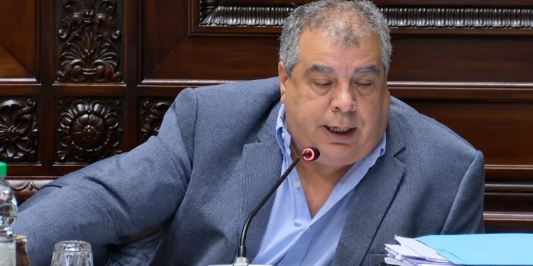 Blás cuestionó la Agencia de Inmuebles Estatales: “El Estado deja de ser propietario para convertirse en empresario inmobiliario”