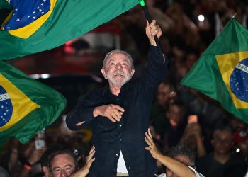 Lula revirtió la primera vuelta, venció a Bolsonaro y gobernará Brasil por cuarta vez