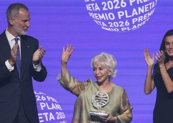 Isabel Allende recibió en España el Premio Planeta