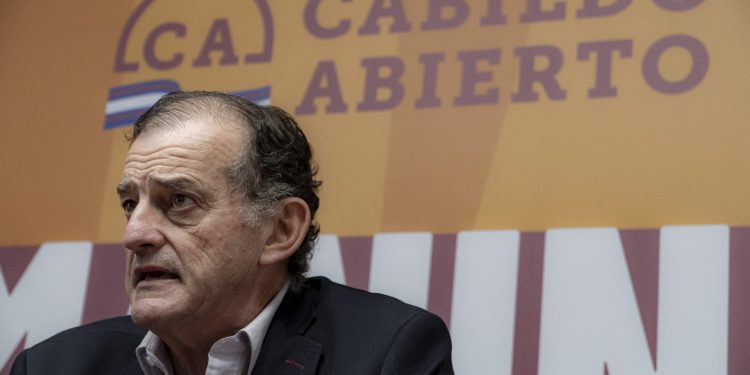 Polémica por ediles: Guido Manini Ríos planteó “terminar con la fiesta”