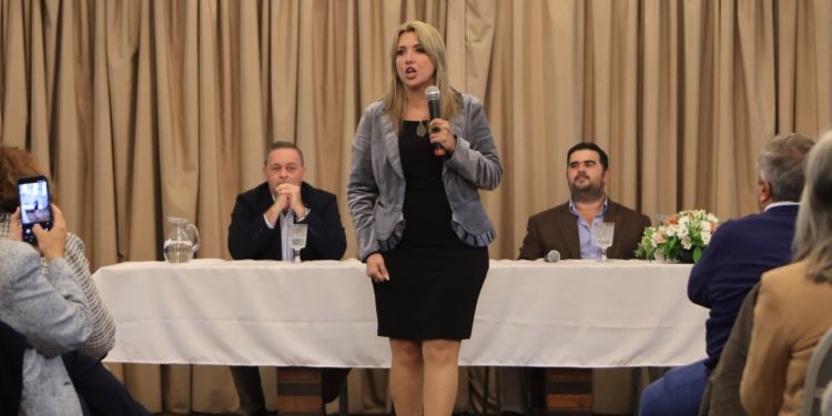 Valeria Ripoll presentó sector dentro del Partido Nacional; dijo que defenderá la causa judía y anunció respaldo a Luis Lacalle Pou