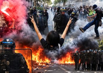 Calles de Francia con una masiva protesta estudiantil y choques con la Policía